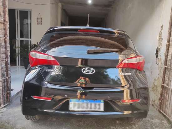 HYUNDAI-HB20-2015