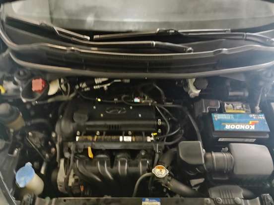 HYUNDAI-HB20-1.6 COMFORT PLUS 16V FLEX 4P MANUAL HYUNDAI-HB20-2015