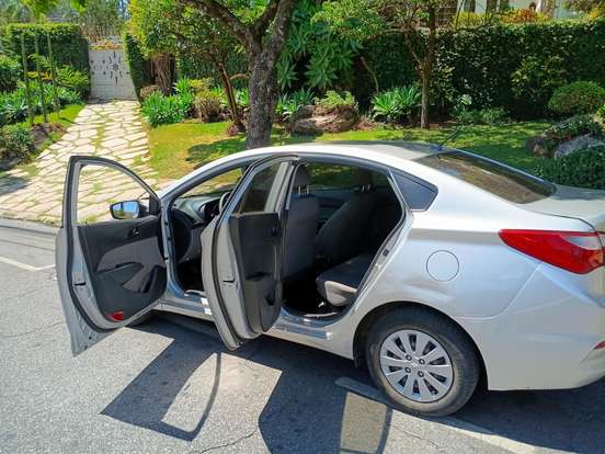 HYUNDAI-HB20S-2018