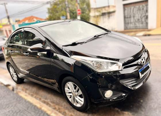 HYUNDAI HB20S 1.6 PREMIUM 16V FLEX 4P MANUAL