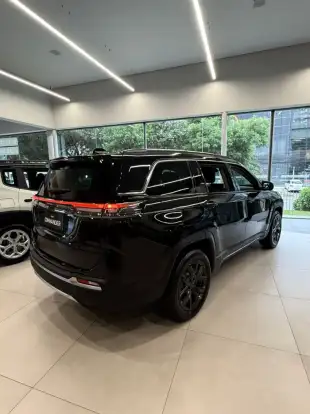JEEP-COMMANDER-2026