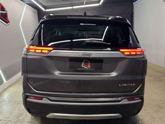 JEEP-COMMANDER-2022