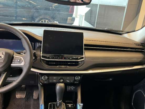 JEEP-COMMANDER-1.3 T270 TURBO FLEX LONGITUDE AT6 JEEP-COMMANDER-2026