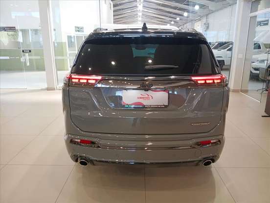 JEEP-COMMANDER-2.0 HURRICANE 4 TURBO GASOLINA BLACKHAWK AT9 JEEP-COMMANDER-2024