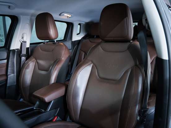 JEEP-COMPASS-2021