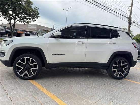 JEEP-COMPASS-2.0 16V DIESEL LONGITUDE 4X4 AUTOMÁTICO JEEP-COMPASS-2018
