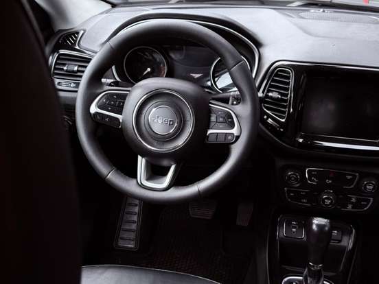 JEEP-COMPASS-2019