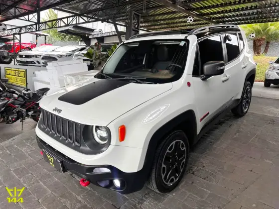 JEEP RENEGADE 2.0 16V TURBO DIESEL TRAILHAWK 4P 4X4 AUTOMÁTICO JEEP RENEGADE 2.0 16V TURBO DIESEL TRAILHAWK 4P 4X4 AUTOMÁTICO