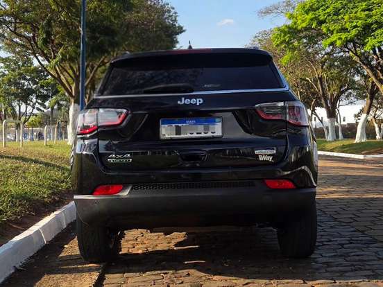 JEEP-COMPASS-2020