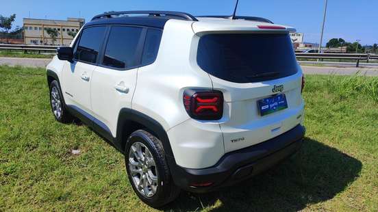 JEEP-RENEGADE-2024