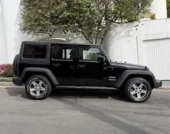 JEEP WRANGLER 3.6 UNLIMITED SPORT 4X4 V6 GASOLINA 4P AUTOMÁTICO JEEP WRANGLER 3.6 UNLIMITED SPORT 4X4 V6 GASOLINA 4P AUTOMÁTICO