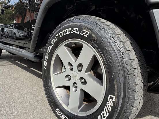 JEEP-WRANGLER-3.6 UNLIMITED SPORT 4X4 V6 GASOLINA 4P AUTOMÁTICO JEEP-WRANGLER-2015