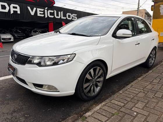 KIA CERATO 1.6 SX E.233 16V GASOLINA 4P AUTOMÁTICO