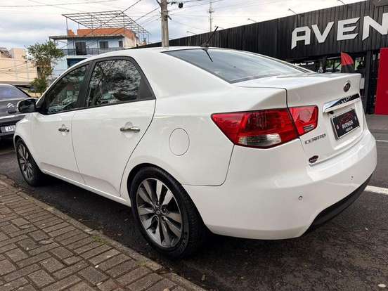 KIA-CERATO-1.6 SX E.233 16V GASOLINA 4P AUTOMÁTICO KIA-CERATO-2012