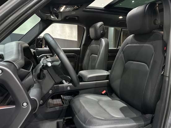 LAND ROVER-DEFENDER-2023