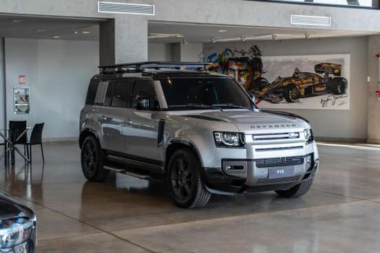 LAND ROVER-DEFENDER-2023