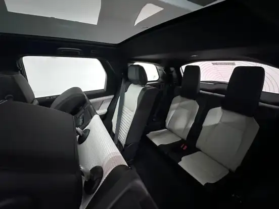 LAND ROVER-DISCOVERY SPORT-2026