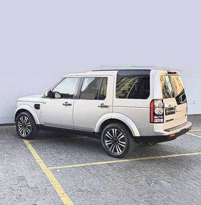 LAND ROVER-DISCOVERY 4-3.0 SE 4X4 V6 24V BI-TURBO DIESEL 4P AUTOMÁTICO LAND ROVER-DISCOVERY 4-2015