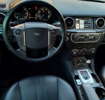 LAND ROVER-DISCOVERY 4-3.0 SE 4X4 V6 24V BI-TURBO DIESEL 4P AUTOMÁTICO LAND ROVER-DISCOVERY 4-2015