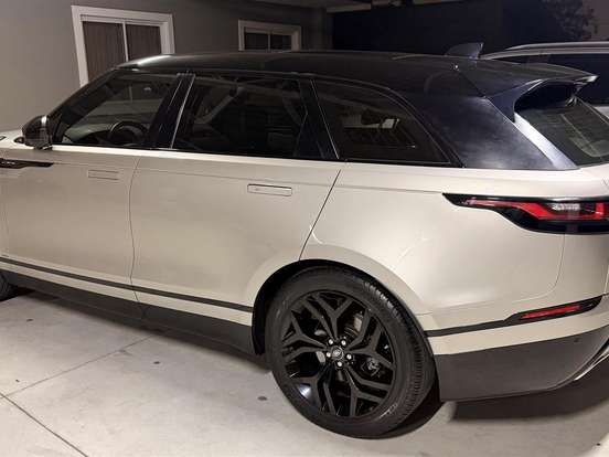 LAND ROVER-RANGE ROVER VELAR-2.0 P300 GASOLINA R-DYNAMIC SE AUTOMÁTICO LAND ROVER-RANGE ROVER VELAR-2020