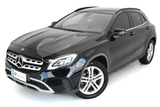 MERCEDES-BENZ-GLA 200-2020