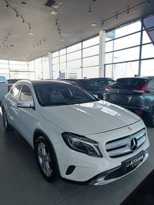 MERCEDES-BENZ-GLA 200-2014