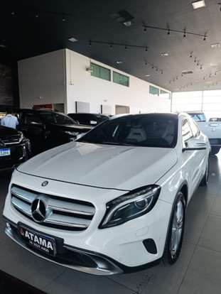 MERCEDES-BENZ-GLA 200-2014