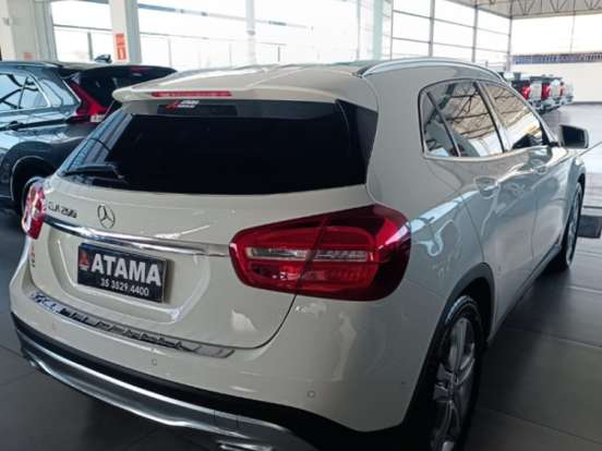 MERCEDES-BENZ-GLA 200-1.6 CGI ADVANCE 16V TURBO GASOLINA 4P AUTOMÁTICO MERCEDES-BENZ-GLA 200-2014