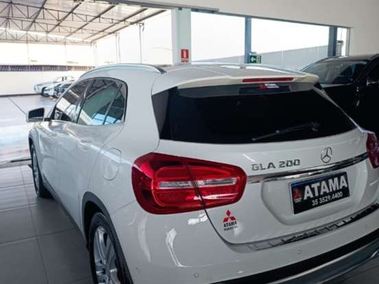 MERCEDES-BENZ-GLA 200-1.6 CGI ADVANCE 16V TURBO GASOLINA 4P AUTOMÁTICO MERCEDES-BENZ-GLA 200-2014