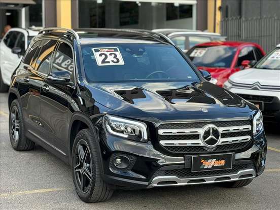 MERCEDES-BENZ-GLB 200-2023