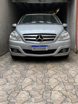 MERCEDES-BENZ B 170 1.7 8V GASOLINA 4P AUTOMÁTICO