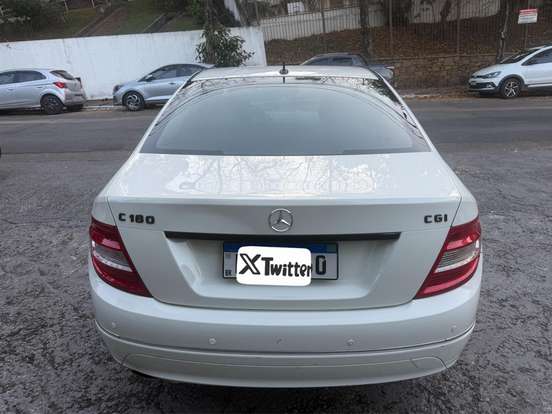 MERCEDES-BENZ-C 180-1.8 CGI CLASSIC 16V TURBO GASOLINA 4P AUTOMÁTICO MERCEDES-BENZ-C 180-2011