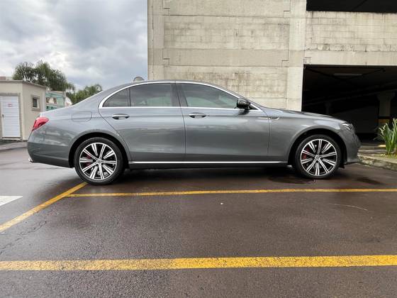MERCEDES-BENZ E 250 2.0 CGI GASOLINA AVANTGARDE 9G-TRONIC