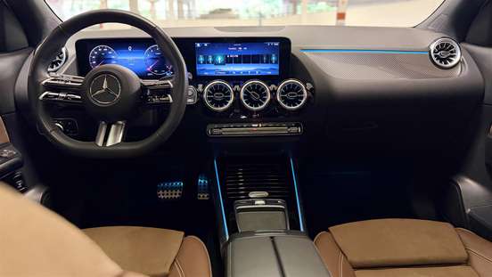 MERCEDES-BENZ-GLA 200-1.3 MHEV AMG LINE 7G-DCT MERCEDES-BENZ-GLA 200-2024