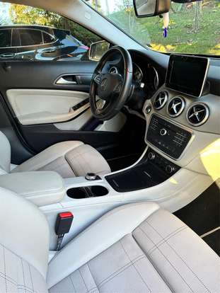 MERCEDES-BENZ-GLA 200-2017