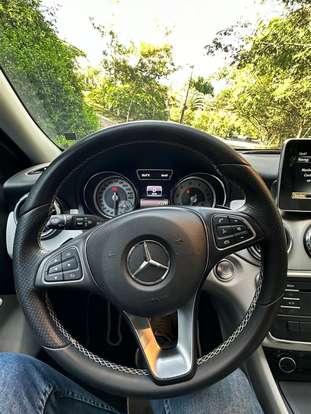 MERCEDES-BENZ-GLA 200-2017