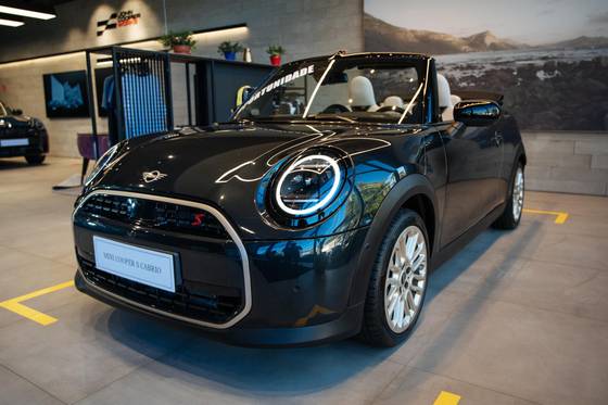 MINI COOPER 2.0 16V TWINPOWER GASOLINA S CABRIO STEPTRONIC