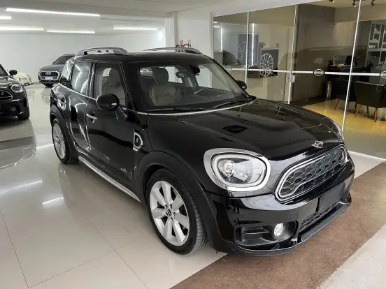 MINI-COUNTRYMAN-2018