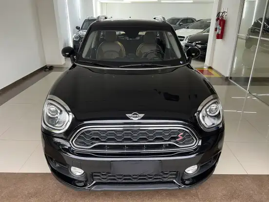 MINI-COUNTRYMAN-2018