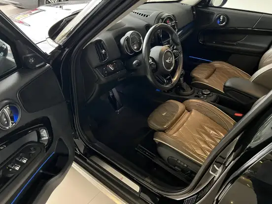MINI-COUNTRYMAN-2018