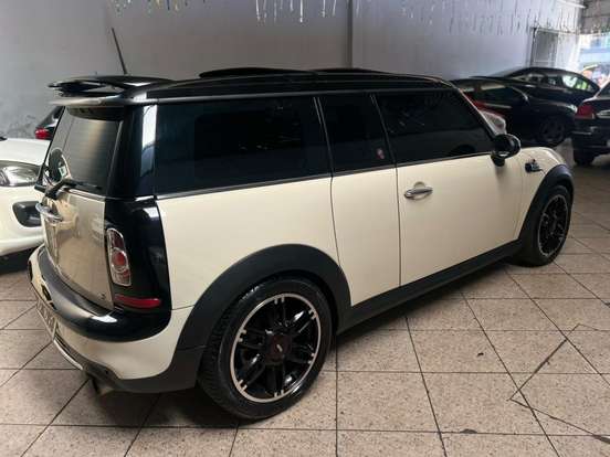 MINI-COOPER-1.6 S CLUBMAN HAMPTON 16V TURBO GASOLINA 3P AUTOMÁTICO MINI-COOPER-2011