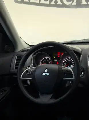 MITSUBISHI-ASX-2015