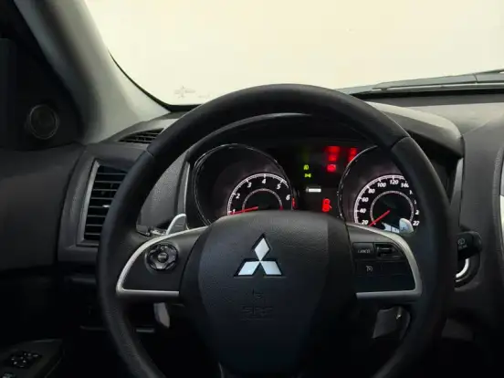 MITSUBISHI-ASX-2.0 4X4 AWD 16V GASOLINA 4P AUTOMÁTICO MITSUBISHI-ASX-2015