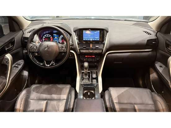 MITSUBISHI-ECLIPSE CROSS-2022