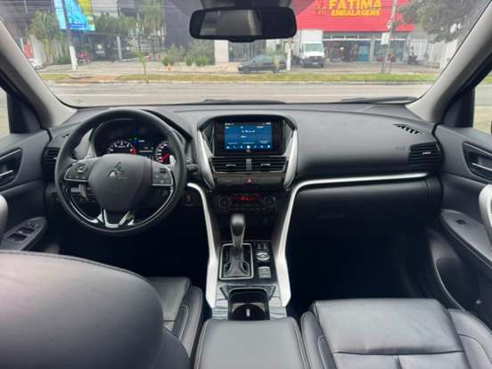 MITSUBISHI-ECLIPSE CROSS-2024