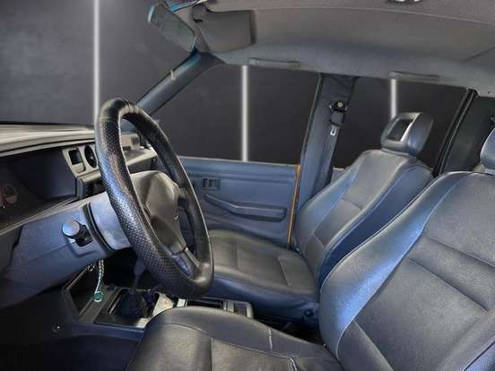 MITSUBISHI-L200-2005