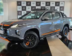 MITSUBISHI L200 TRITON 2.4 16V TURBO DIESEL SPORT HPE-S SERTÕES CD 4P 4X4 AUTOMÁTICO MITSUBISHI L200 TRITON 2.4 16V TURBO DIESEL SPORT HPE-S SERTÕES CD 4P 4X4 AUTOMÁTICO