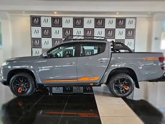 MITSUBISHI-L200 TRITON-2.4 16V TURBO DIESEL SPORT HPE-S SERTÕES CD 4P 4X4 AUTOMÁTICO MITSUBISHI-L200 TRITON-2023
