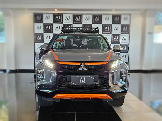 MITSUBISHI-L200 TRITON-2.4 16V TURBO DIESEL SPORT HPE-S SERTÕES CD 4P 4X4 AUTOMÁTICO MITSUBISHI-L200 TRITON-2023