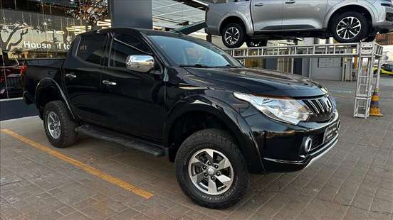 MITSUBISHI-L200 TRITON-2017